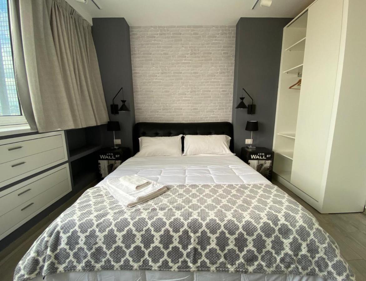 2B Fifteen Floor Suite Napoli Exterior foto