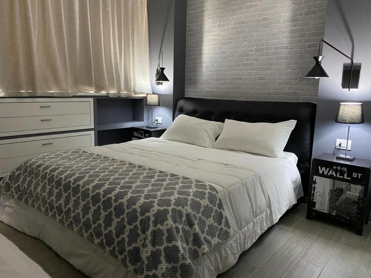 2B Fifteen Floor Suite Napoli Exterior foto