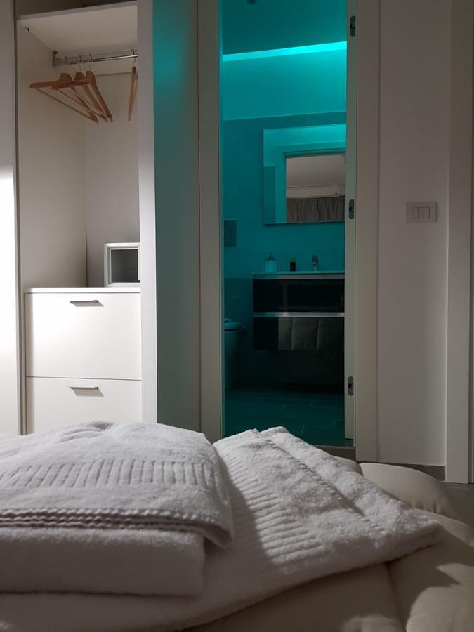 2B Fifteen Floor Suite Napoli Exterior foto
